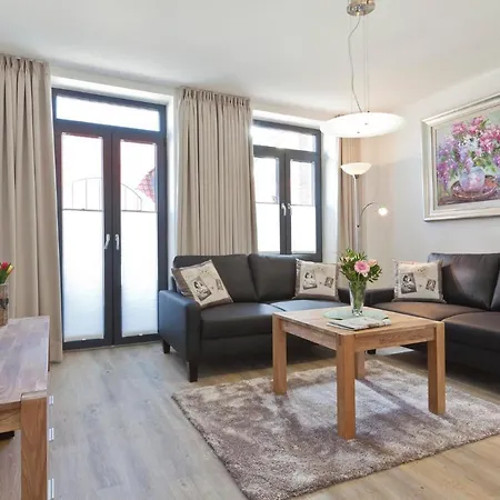 Lara 2 Apartment